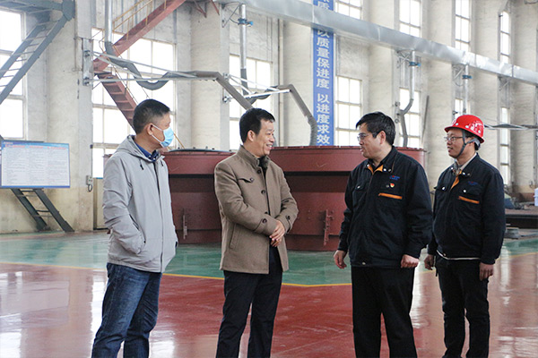 河南省商務(wù)廳領(lǐng)導(dǎo)蒞臨新鄉(xiāng)長城機(jī)械實(shí)地核查電子商務(wù)發(fā)展情況