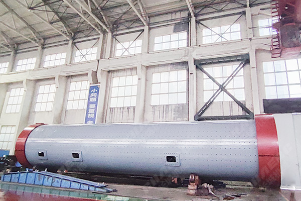 新鄉(xiāng)長城機(jī)械超細(xì)球磨機(jī)